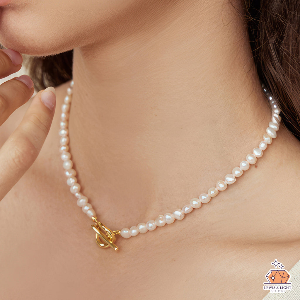 Abbott Lyon T-Bar Pearl Necklace – 18K Gold Plated with Freshwater Pearls
